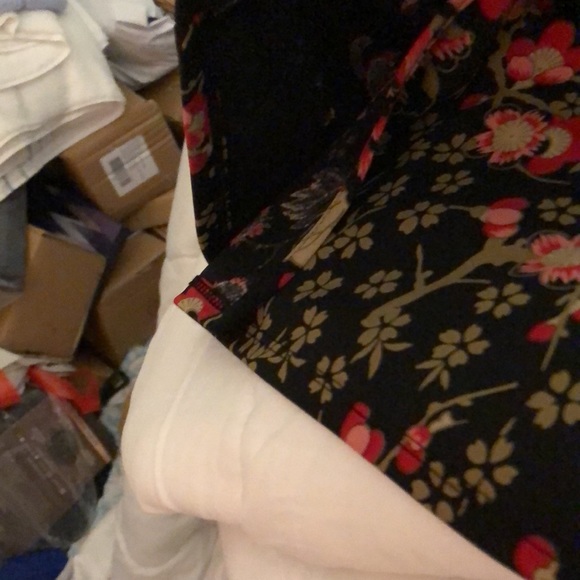 🔥 SALE! $19 for NWT $120 Retail NWT Anne Klein Blouse & Skirt Set - Picture 11 of 16